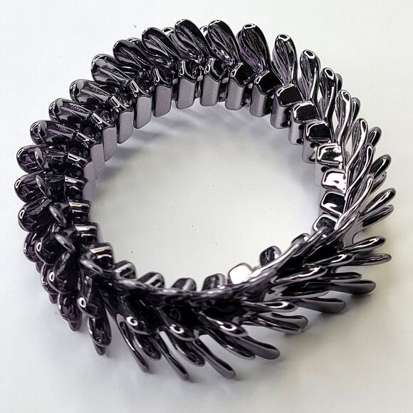 Hematite Tone Stretchy LIGHTWEIGHT Bracelet - Picture 2 of 7